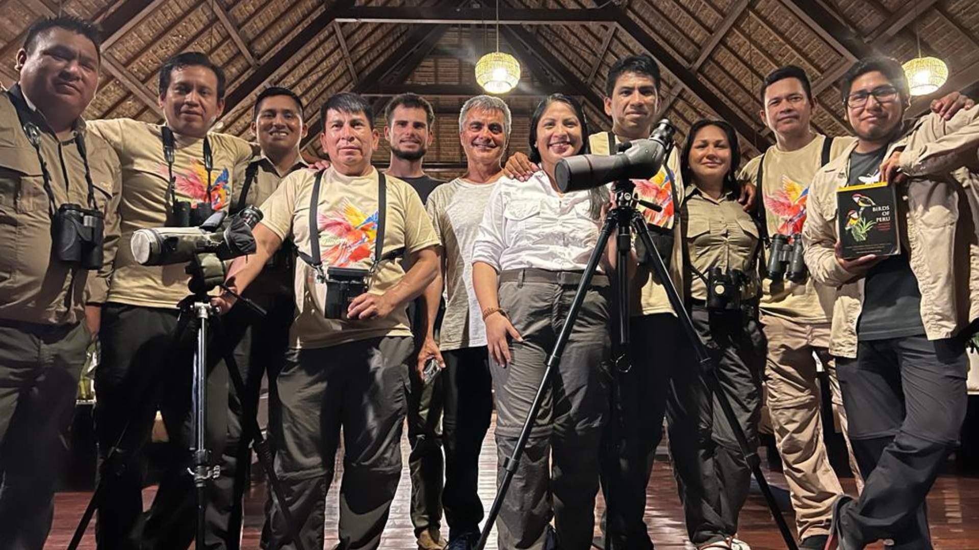 Equipo de guías de observación de aves de Tambopata Research Center 